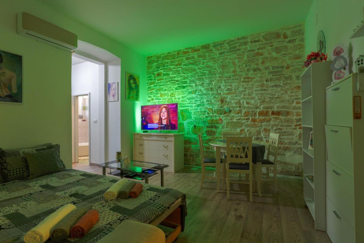 Rich Apartment Póla Kültér fotó